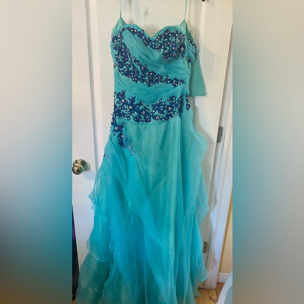 Prom dress